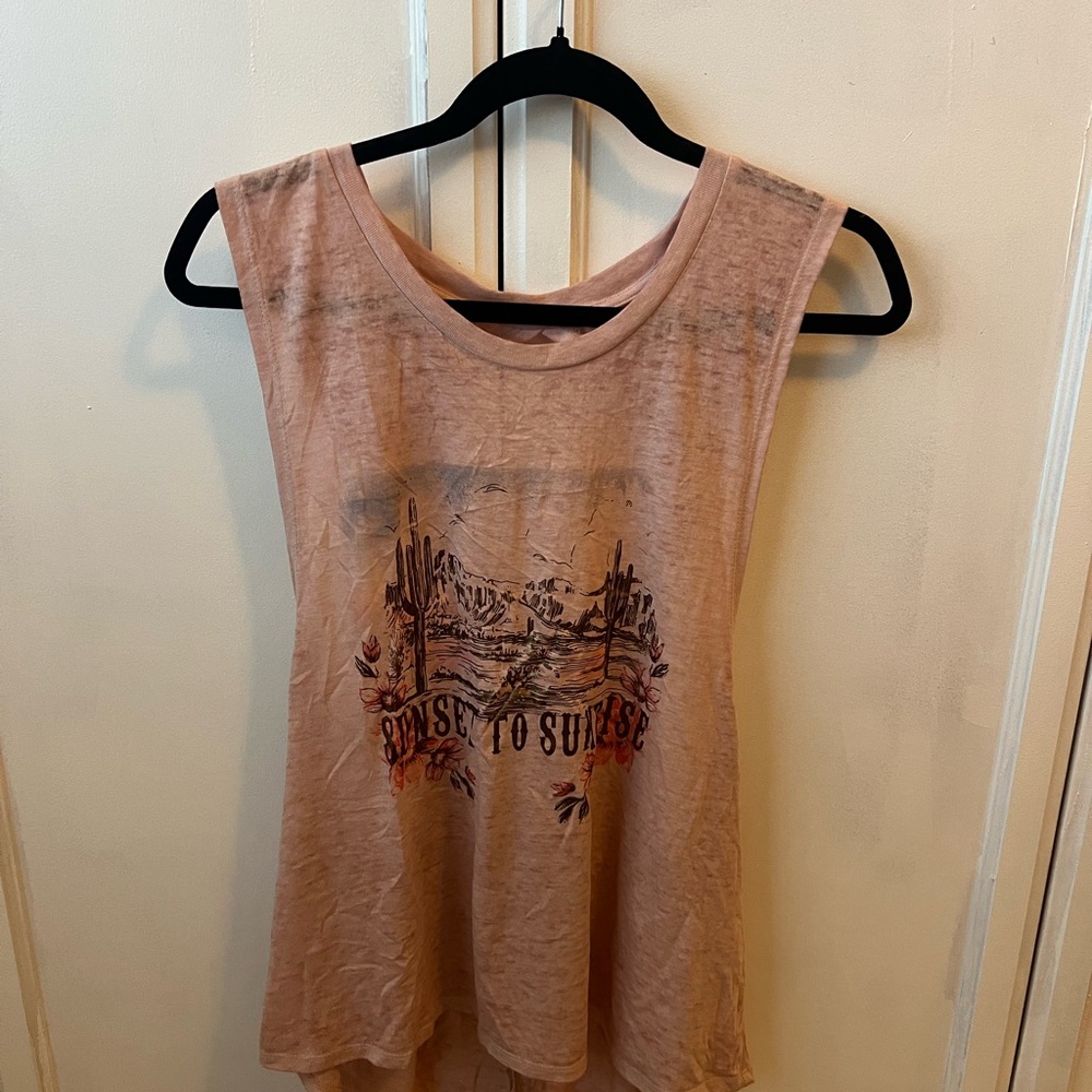 Shyanne Dusty Pink Graphic Muscle Tee